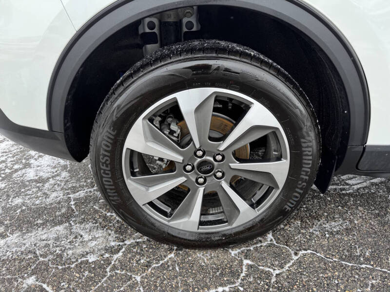 2024 Ford Escape Platinum