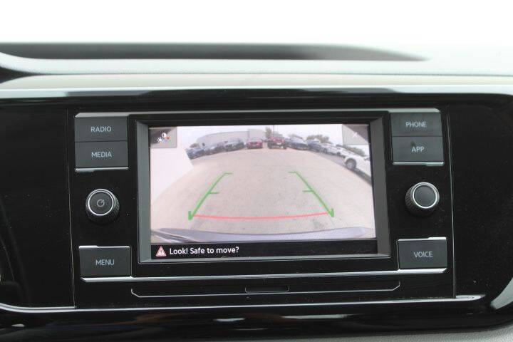 2024 Volkswagen Taos S