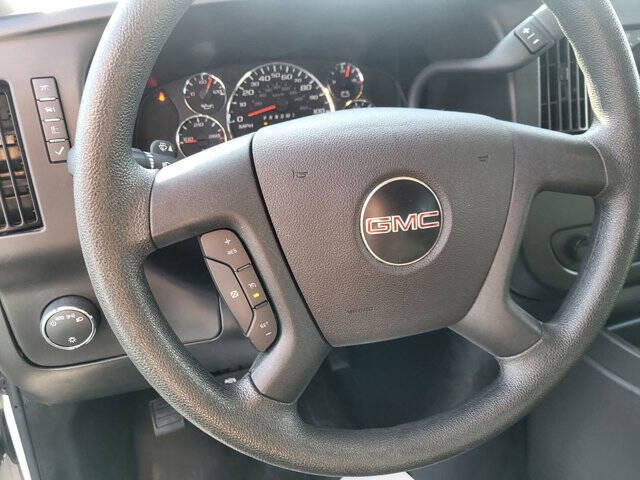 2023 GMC Savana 2500