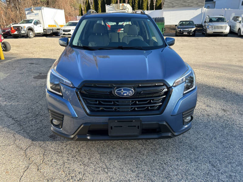 2022 Subaru Forester Premium