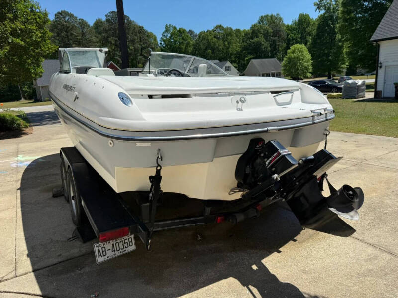 2001 Smoker Craft 2080 Commander