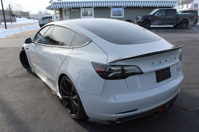 2020 Tesla Model 3 Performance