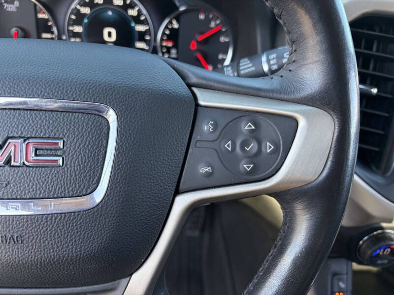 2019 GMC Acadia Denali
