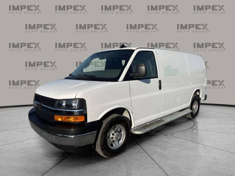 2024 Chevrolet Express 2500