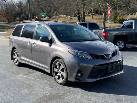 2019 Toyota Sienna for sale at Luxury Auto Innovations in Flowery Branch GA