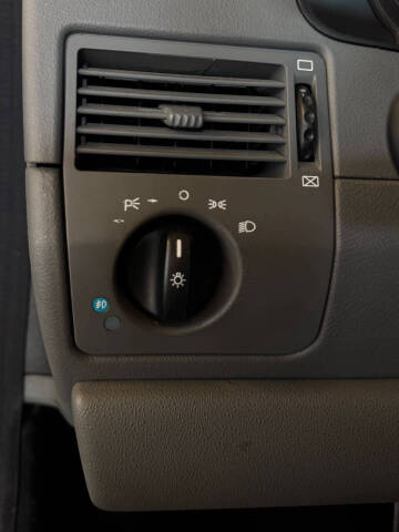 2005 Chrysler Crossfire Limited