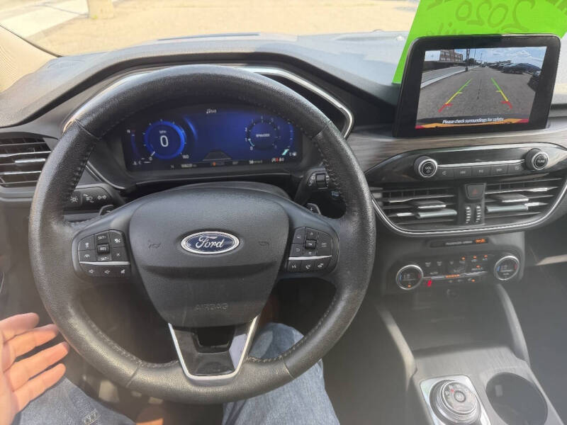 2020 Ford Escape Titanium