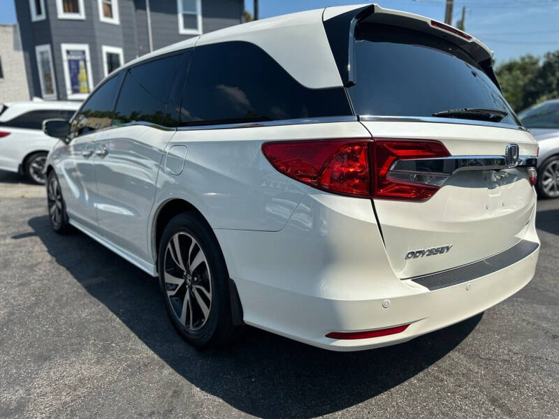 2018 Honda Odyssey Elite
