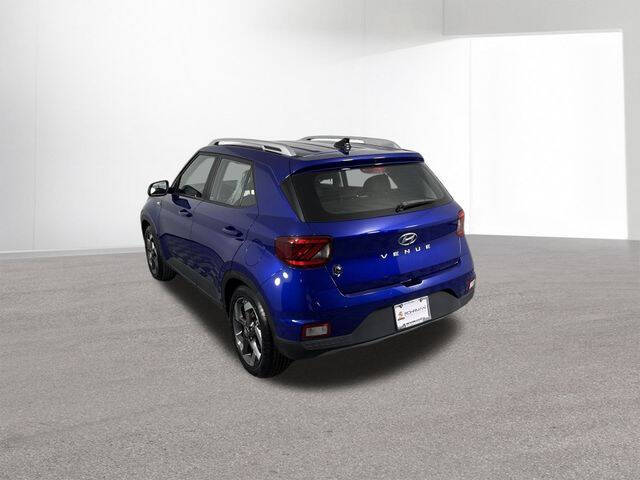 2022 Hyundai Venue SEL