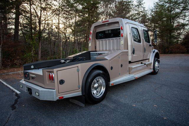 2015 Freightliner M2 106