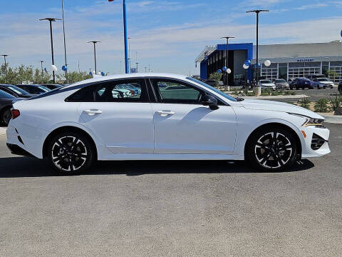 2023 Kia K5
