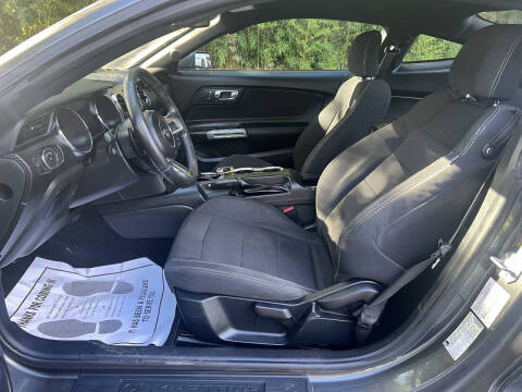 2016 Ford Mustang V6