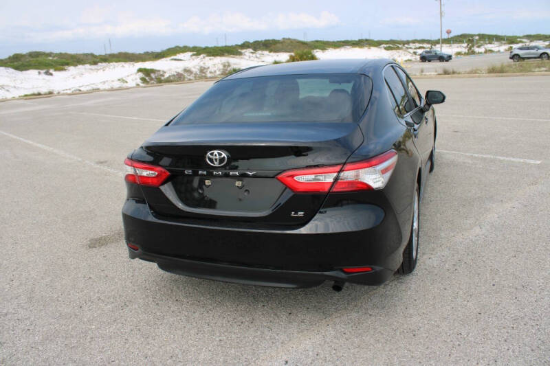 2018 Toyota Camry LE