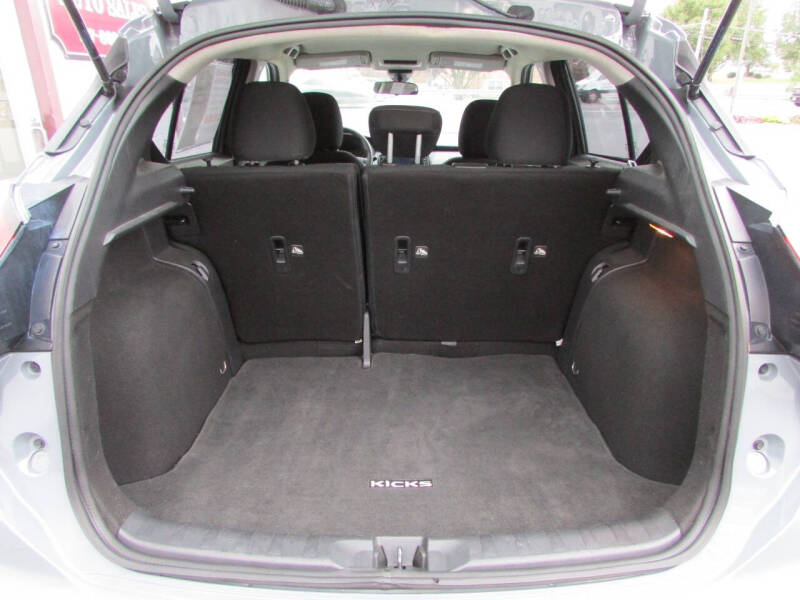 2021 Nissan Kicks SV