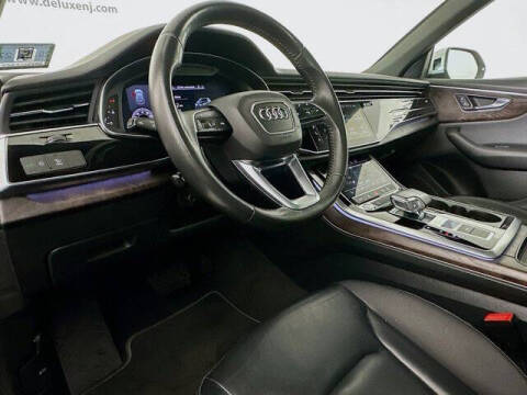 2020 Audi Q8 quattro Premium 55 TFSI