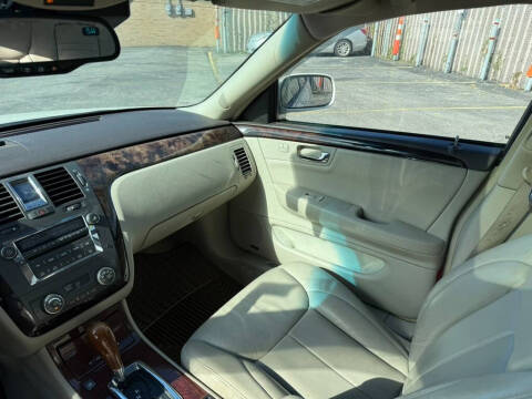 2009 Cadillac DTS Premium Luxury