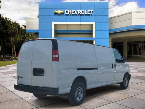 2023 Chevrolet Express 2500