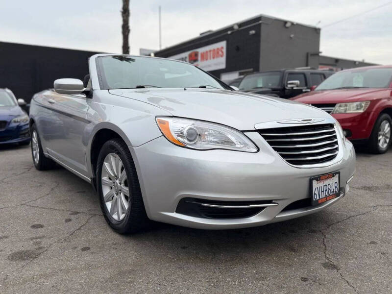 2012 Chrysler 200 Touring