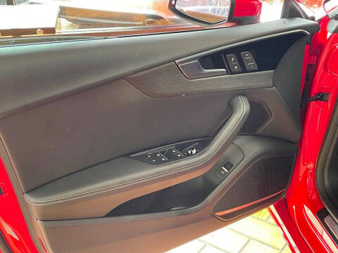 2022 Audi A5 Sportback quattro Premium Plus 40 TFSI