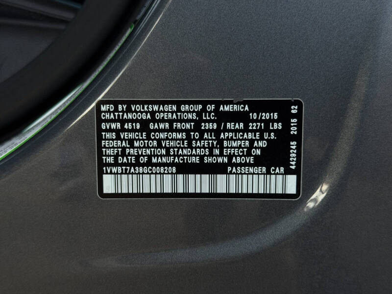 2016 Volkswagen Passat 1.8T SE