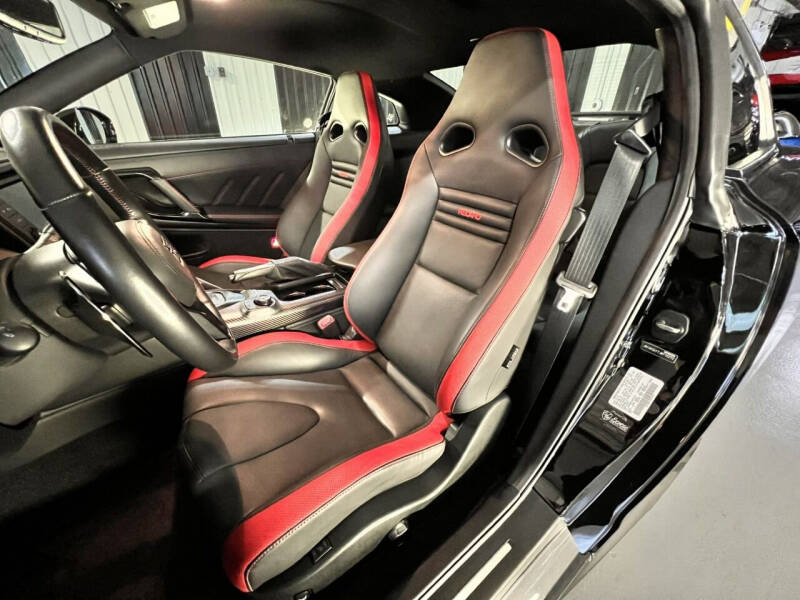 2018 Nissan GT-R Track Edition