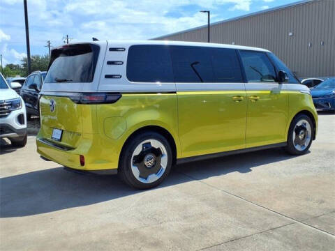 2025 Volkswagen ID. Buzz Pro S Plus 4Motion