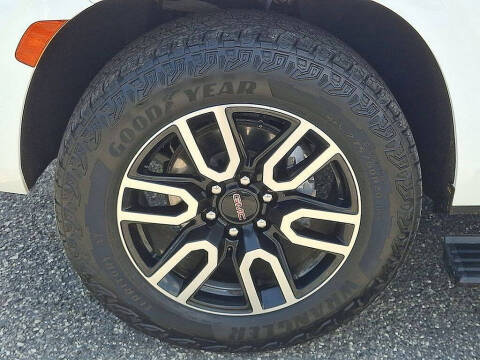 2024 GMC Yukon XL AT4