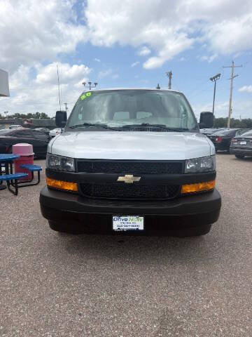 2020 Chevrolet Express LS 2500