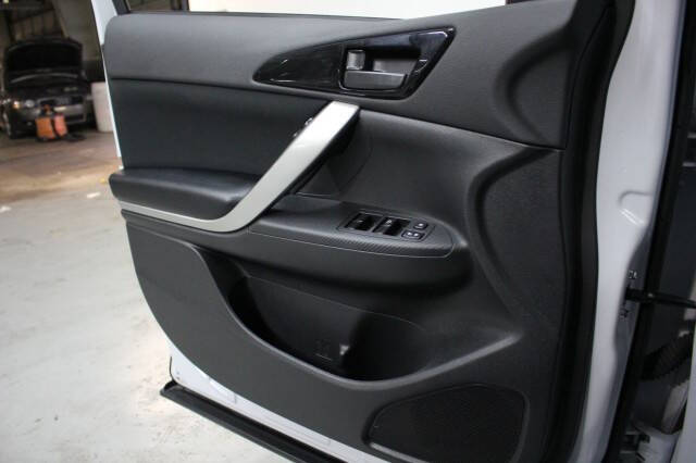 2024 Mitsubishi Eclipse Cross ES