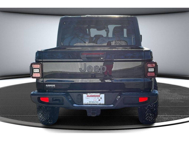 2024 Jeep Gladiator Willys