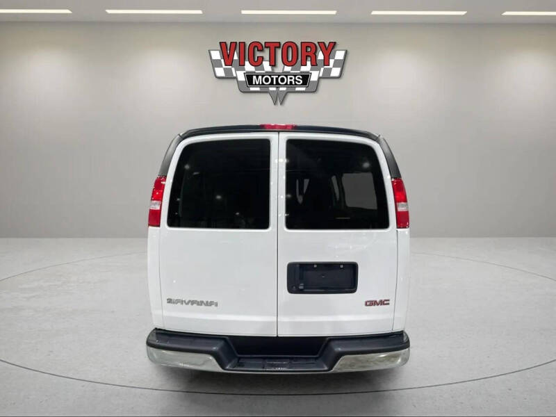 2024 GMC Savana 2500