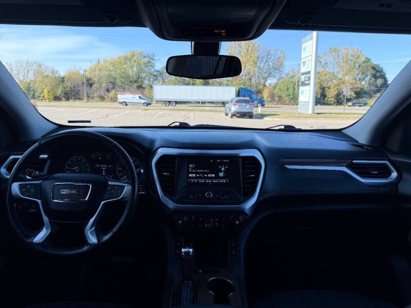 2019 GMC Acadia SLE-2