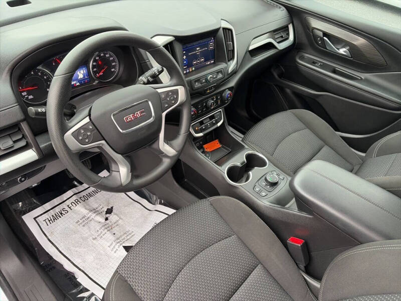 2022 GMC Terrain SLE