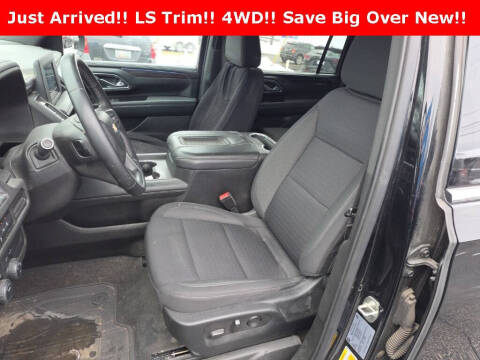 2023 Chevrolet Suburban LS