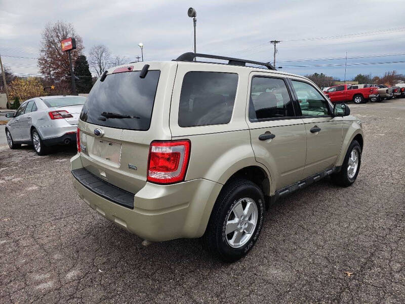 2011 Ford Escape XLT
