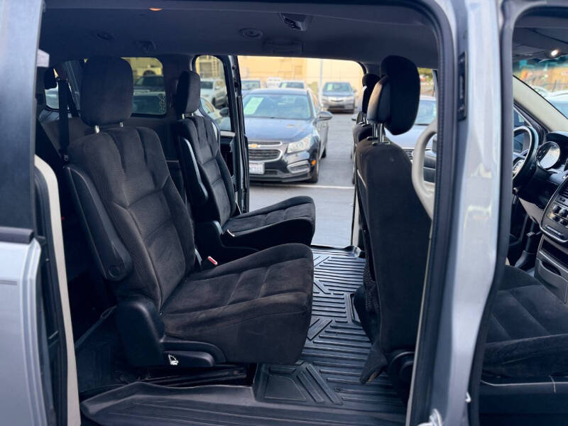 2015 Dodge Grand Caravan SE