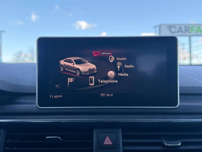 2017 Audi A4 2.0T quattro Premium Plus