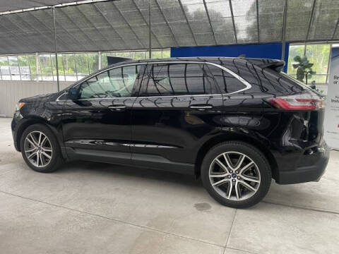 2022 Ford Edge Titanium