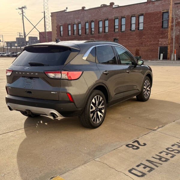 2020 Ford Escape SEL