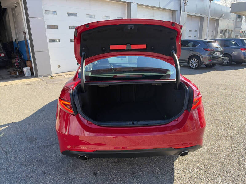 2017 Alfa Romeo Giulia Ti