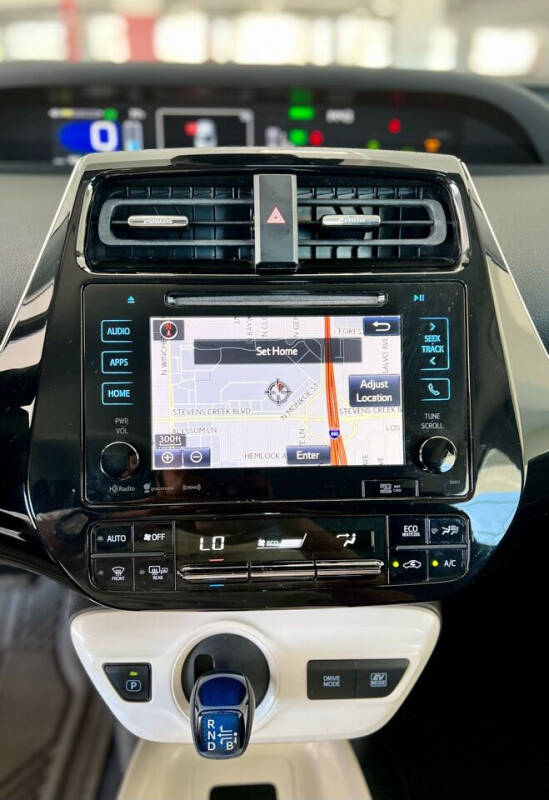 2016 Toyota Prius Four