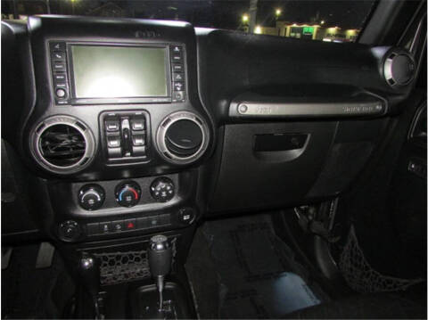 2017 Jeep Wrangler Unlimited Freedom