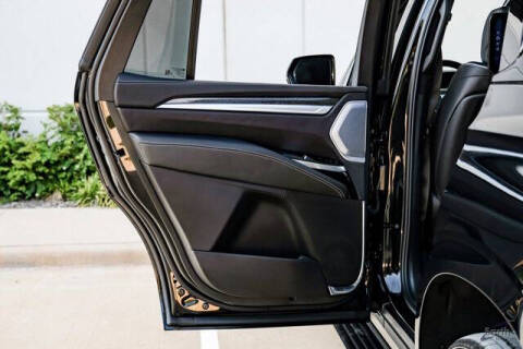 2025 Cadillac Escalade-V