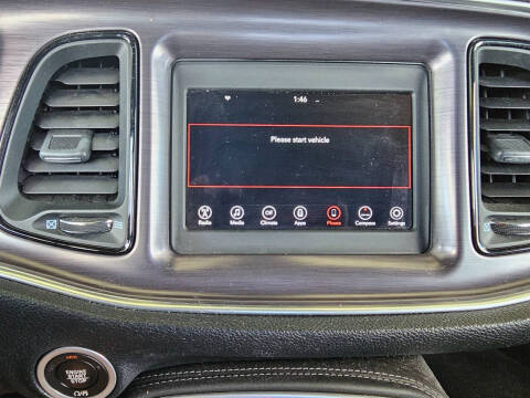 2018 Dodge Challenger SXT Plus