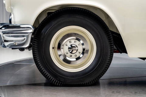 1957 Ford Thunderbird