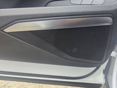 2019 Audi e-tron quattro Premium Plus