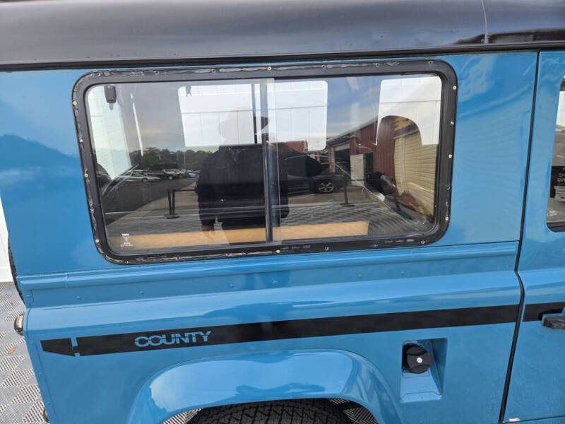 1991 Land Rover Defender