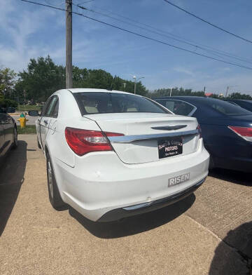2014 Chrysler 200 Limited