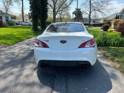 2012 Hyundai Genesis Coupe 2.0T