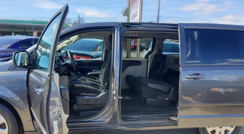 2016 Dodge Grand Caravan SE